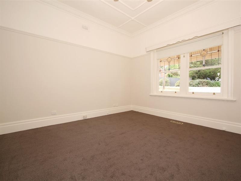 9 De Lancey Road, Wandin North VIC 3139