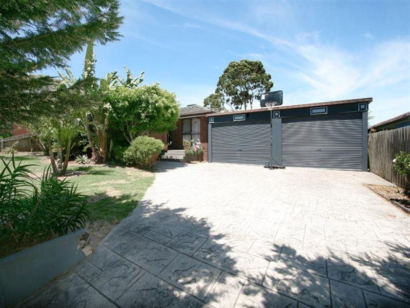 31 Elms Road, Mooroolbark VIC 3138