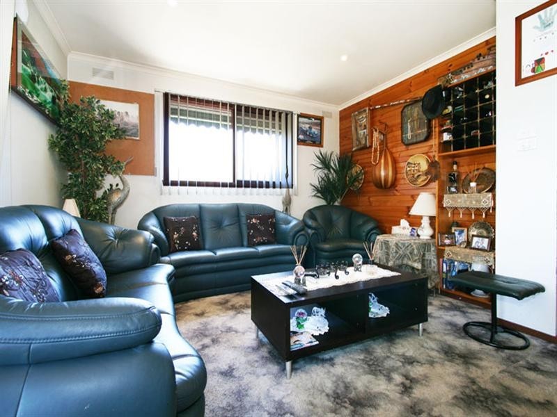 31 Elms Road, Mooroolbark VIC 3138