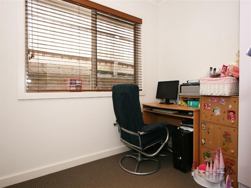 4/11 Peden Street, Chirnside Park VIC 3116