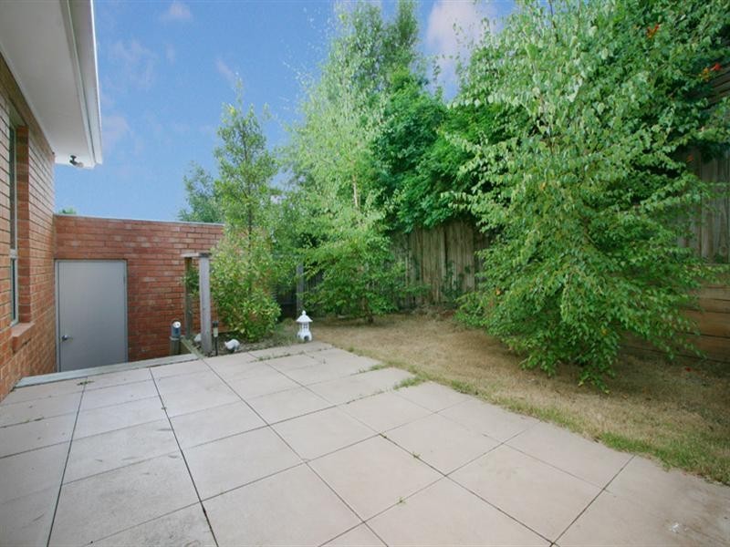 4/11 Peden Street, Chirnside Park VIC 3116