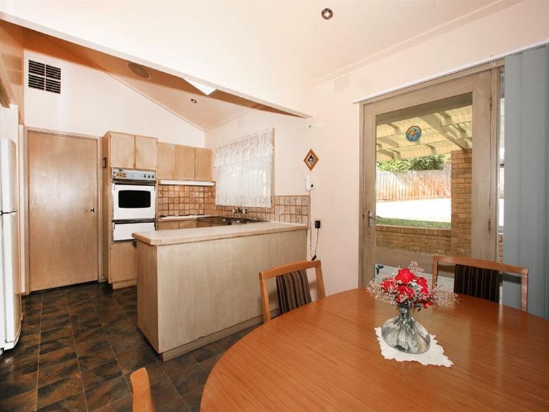 49 Kingswood Drive, Chirnside Park VIC 3116