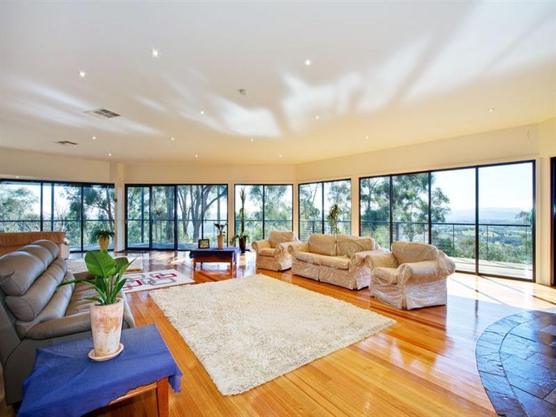 70 Leonard Road, Lilydale VIC 3140