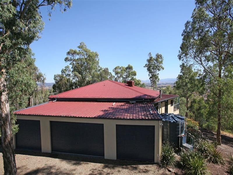 70 Leonard Road, Lilydale VIC 3140