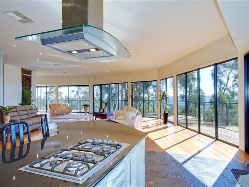 70 Leonard Road, Lilydale VIC 3140