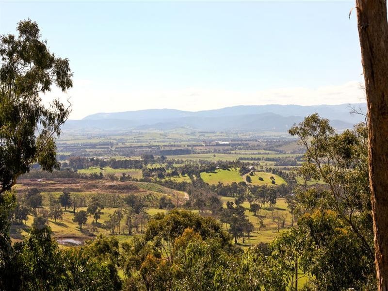 70 Leonard Road, Lilydale VIC 3140