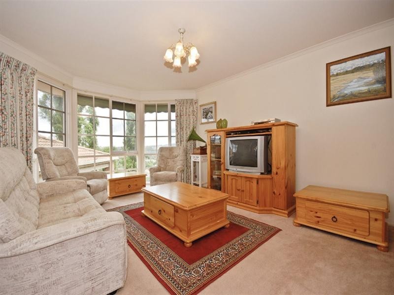 4 Rolaine Close, Lilydale VIC 3140