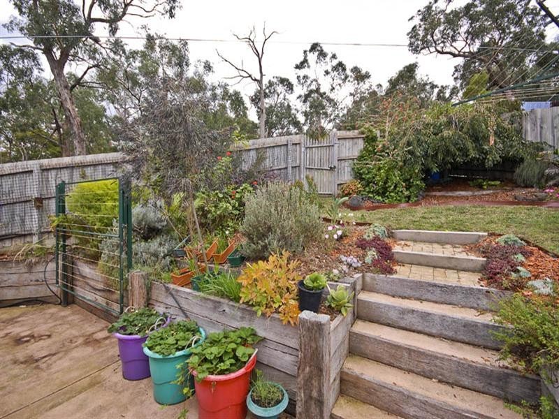 4 Rolaine Close, Lilydale VIC 3140