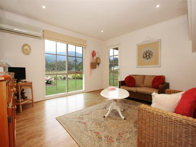 2935 Warburton Highway, Wesburn VIC 3799