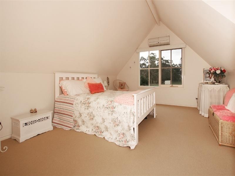 2935 Warburton Highway, Wesburn VIC 3799