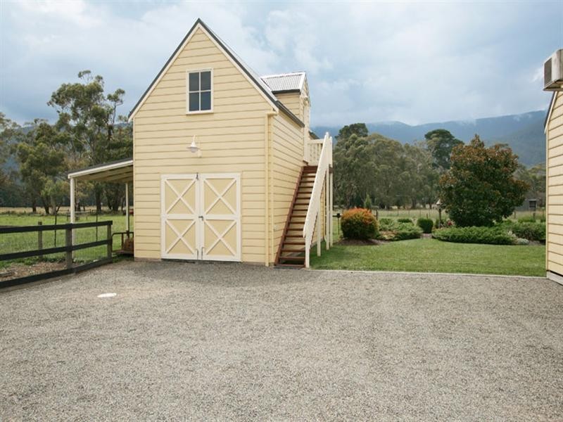 2935 Warburton Highway, Wesburn VIC 3799
