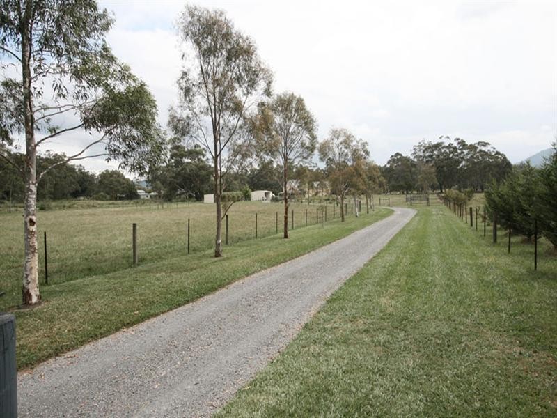 2935 Warburton Highway, Wesburn VIC 3799