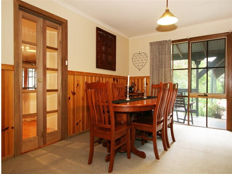 103 Walker Road, Seville VIC 3139