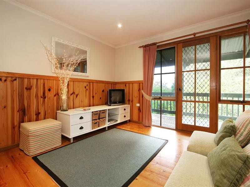 103 Walker Road, Seville VIC 3139