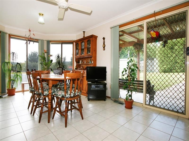 8 Dalray Place, Lilydale VIC 3140