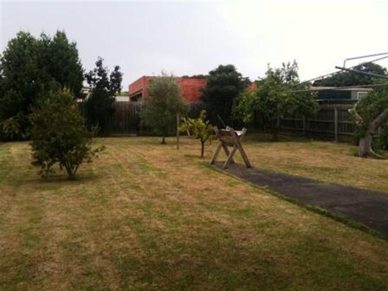 11 MCCOMB Street, Lilydale VIC 3140