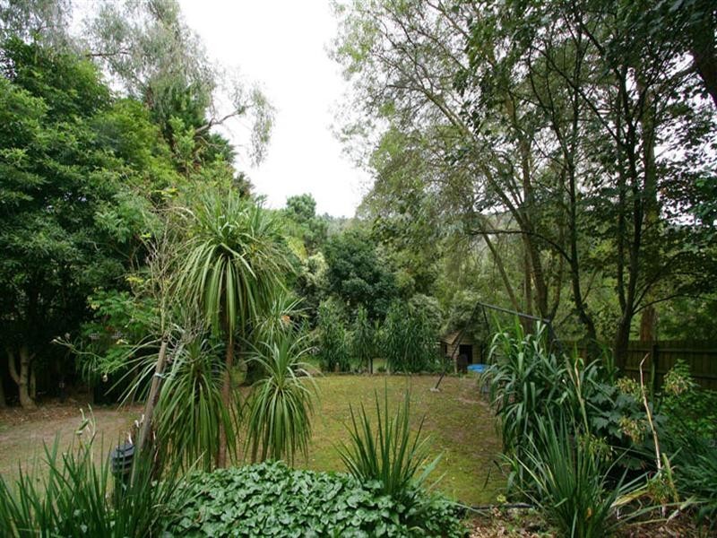 109 Commercial Road, Mount Evelyn VIC 3796