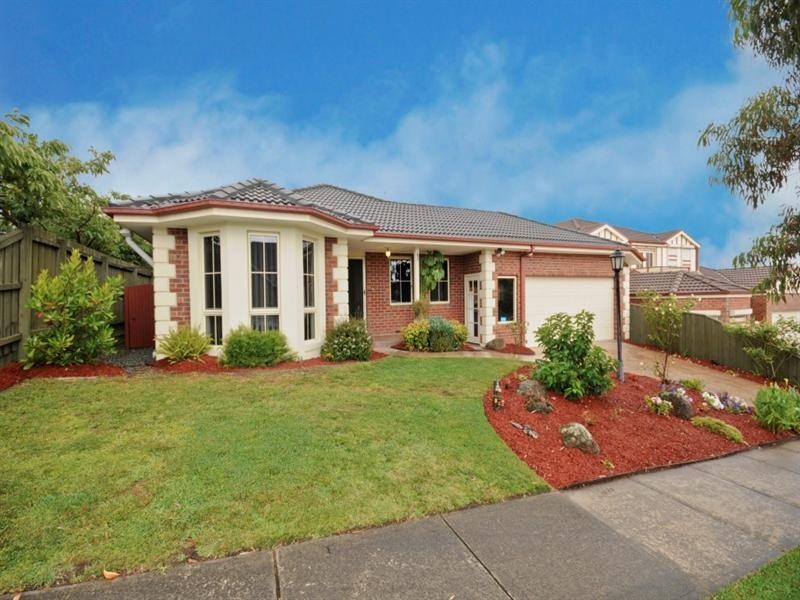 8 Regency Rise, Chirnside Park VIC 3116