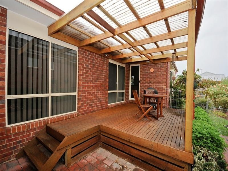 8 Regency Rise, Chirnside Park VIC 3116