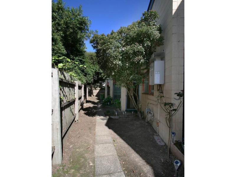 4/1 Garden Street, Kilsyth VIC 3137