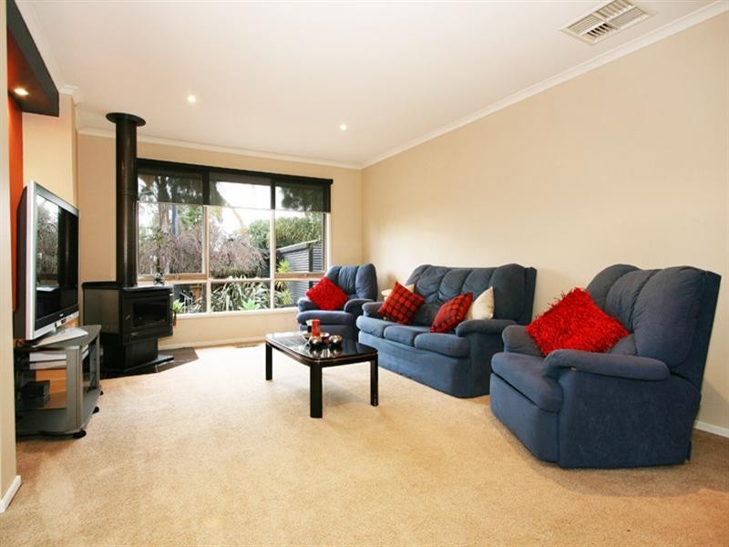 8 West Link, Chirnside Park VIC 3116