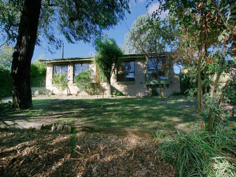 88 Rolling Hills Road, Chirnside Park VIC 3116