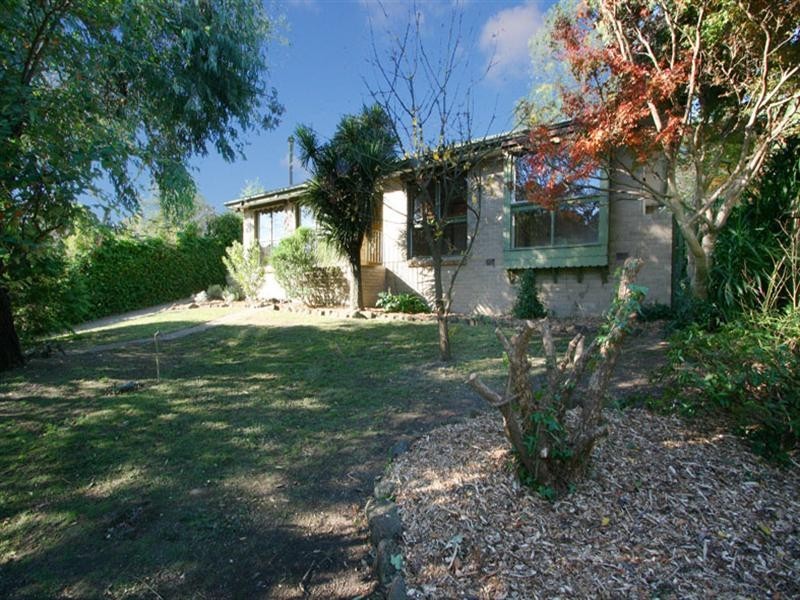 88 Rolling Hills Road, Chirnside Park VIC 3116