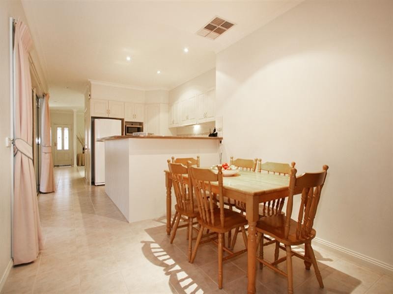 10 Walter Lynch Way, Chirnside Park VIC 3116