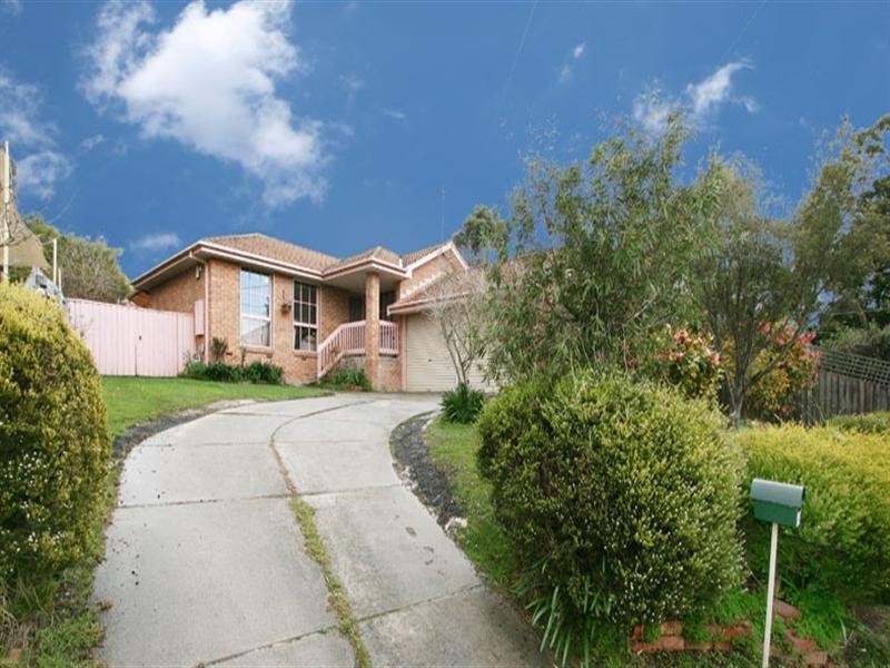 54 Anthony Drive, Chirnside Park VIC 3116