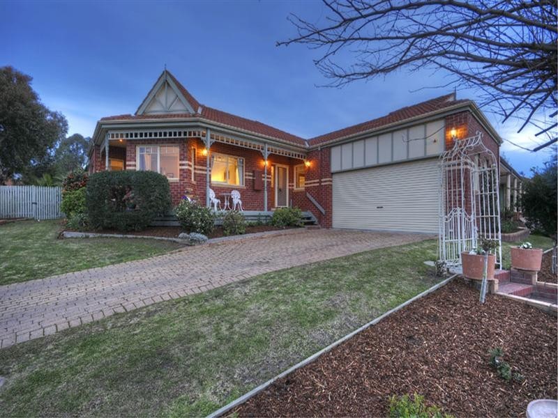 20 Clearwater Drive, Lilydale VIC 3140