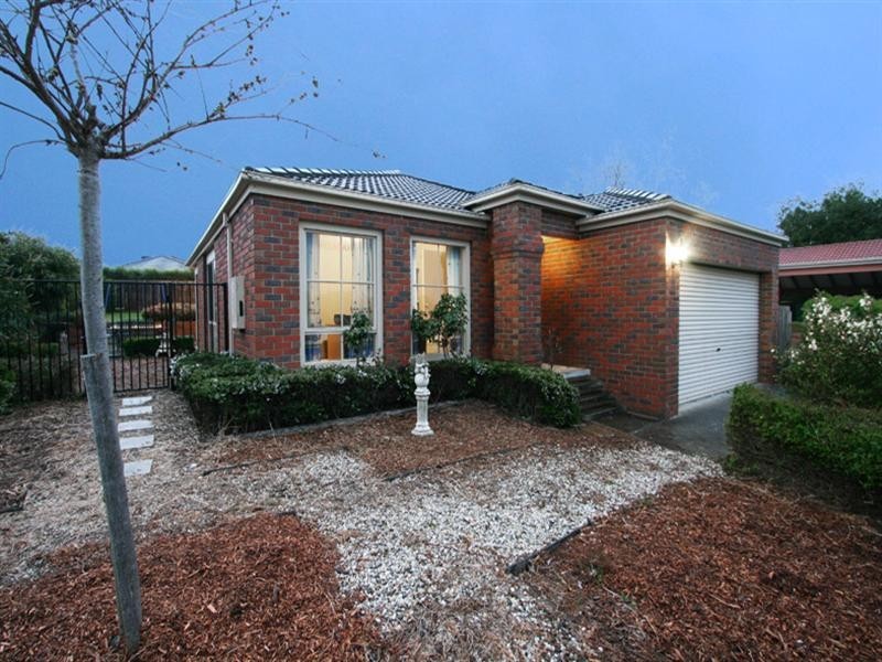 11 Glenloth Avenue, Lilydale VIC 3140