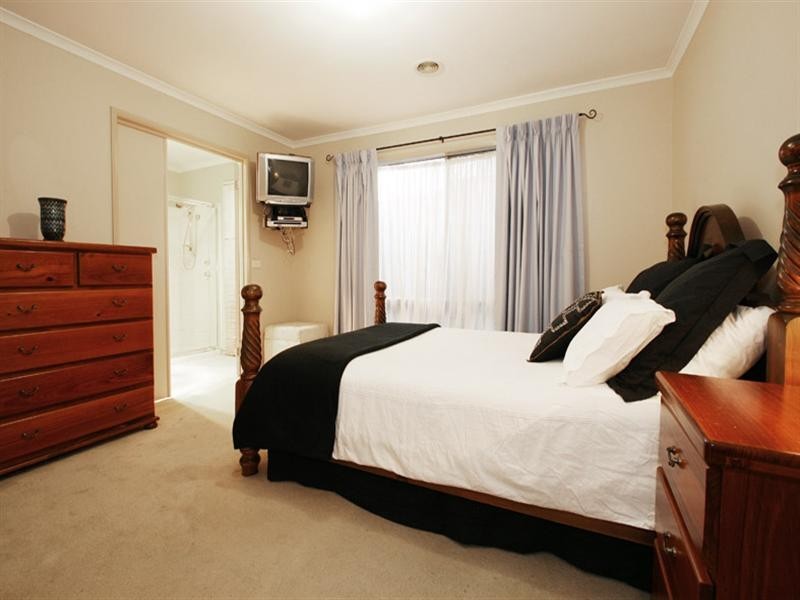 11 Glenloth Avenue, Lilydale VIC 3140