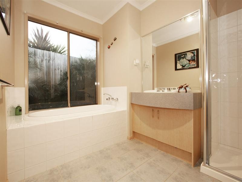 11 Glenloth Avenue, Lilydale VIC 3140