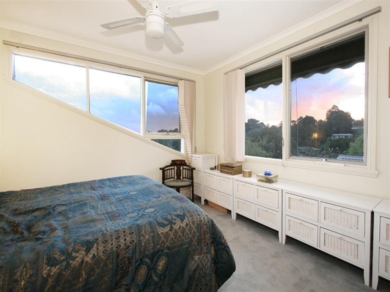 80 Landscape Drive, Mooroolbark VIC 3138