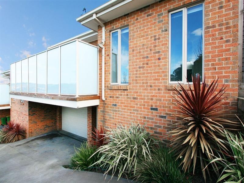 2/49 Albert Hill Road, Lilydale VIC 3140