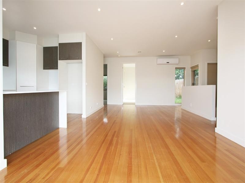 2/49 Albert Hill Road, Lilydale VIC 3140