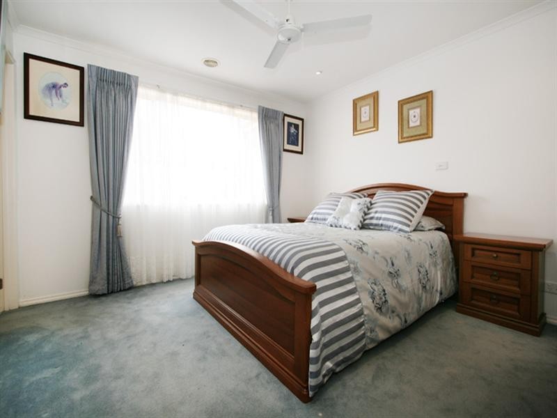 14 Regency Rise, Chirnside Park VIC 3116