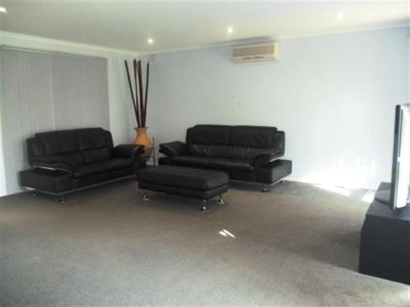 18 Harvest Drive, Chirnside Park VIC 3116