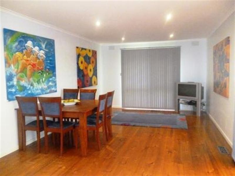 18 Harvest Drive, Chirnside Park VIC 3116