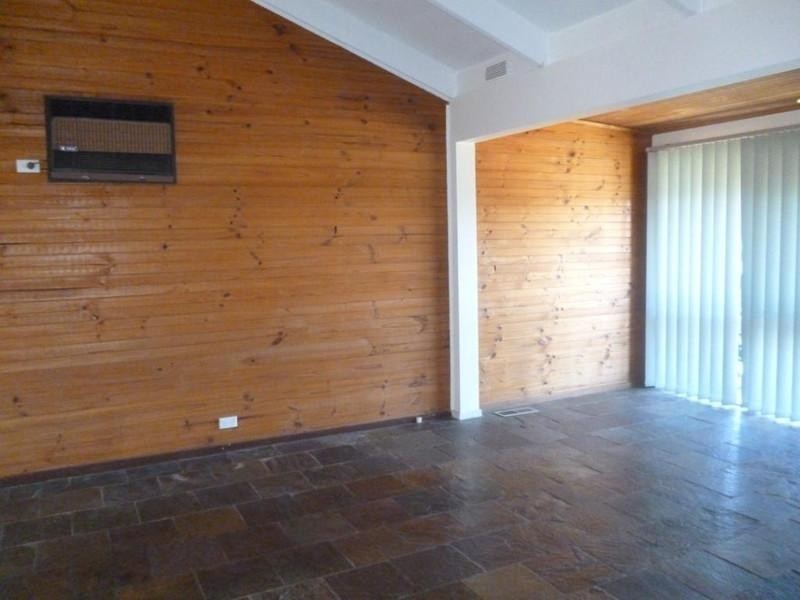 17 Edward Road, Chirnside Park VIC 3116