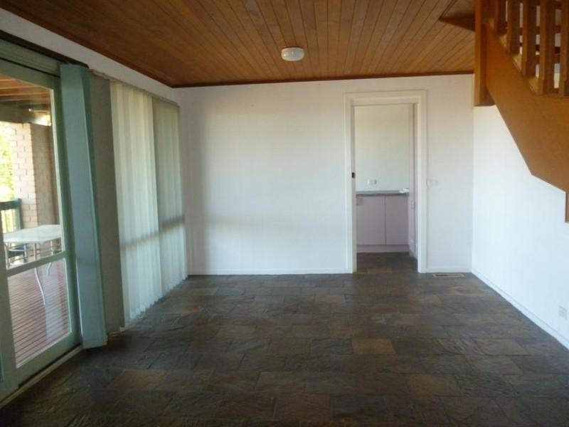 17 Edward Road, Chirnside Park VIC 3116