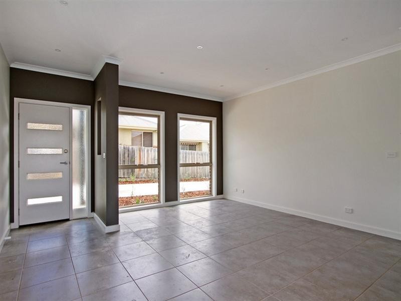 2/5 Kerr Street, Lilydale VIC 3140