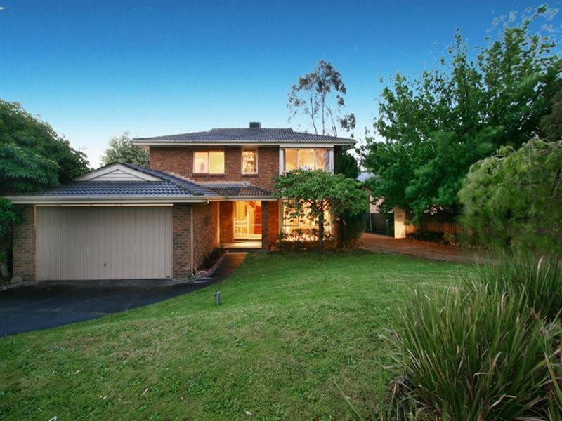 65 Alpine Way, Kilsyth VIC 3137