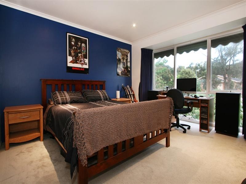65 Alpine Way, Kilsyth VIC 3137