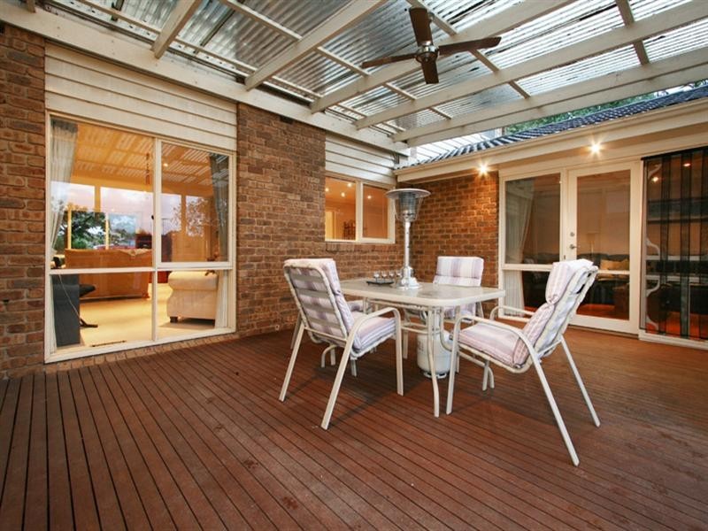 65 Alpine Way, Kilsyth VIC 3137