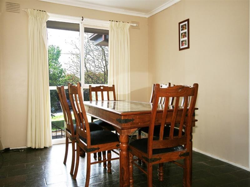 15 Chirnside Drive, Chirnside Park VIC 3116