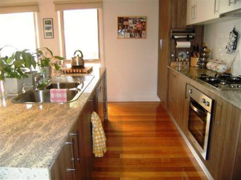 2/11 Peden Street, Chirnside Park VIC 3116