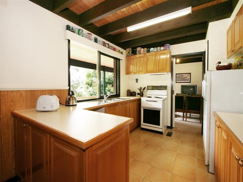 11 Roseman Road, Chirnside Park VIC 3116