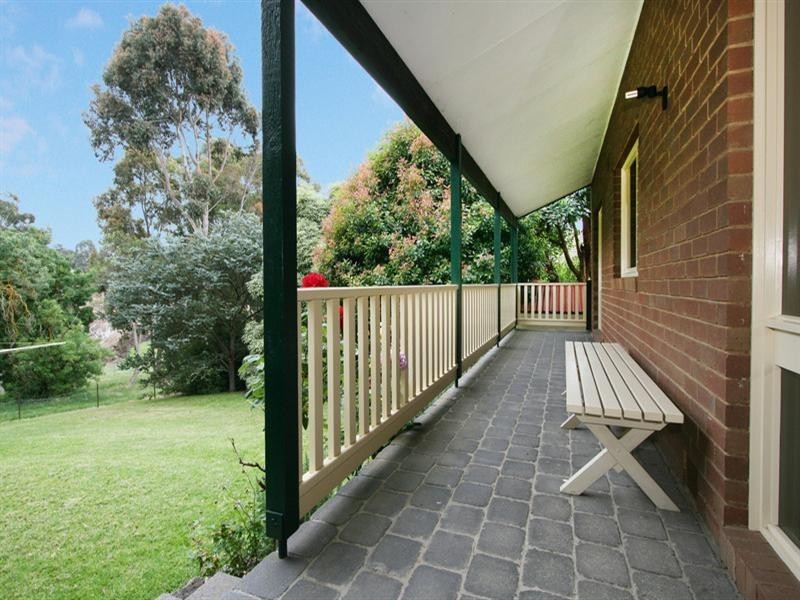 11 Roseman Road, Chirnside Park VIC 3116