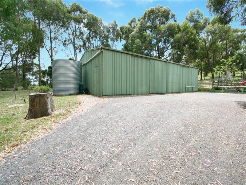 20 Cormilio Drive, Wandin North VIC 3139